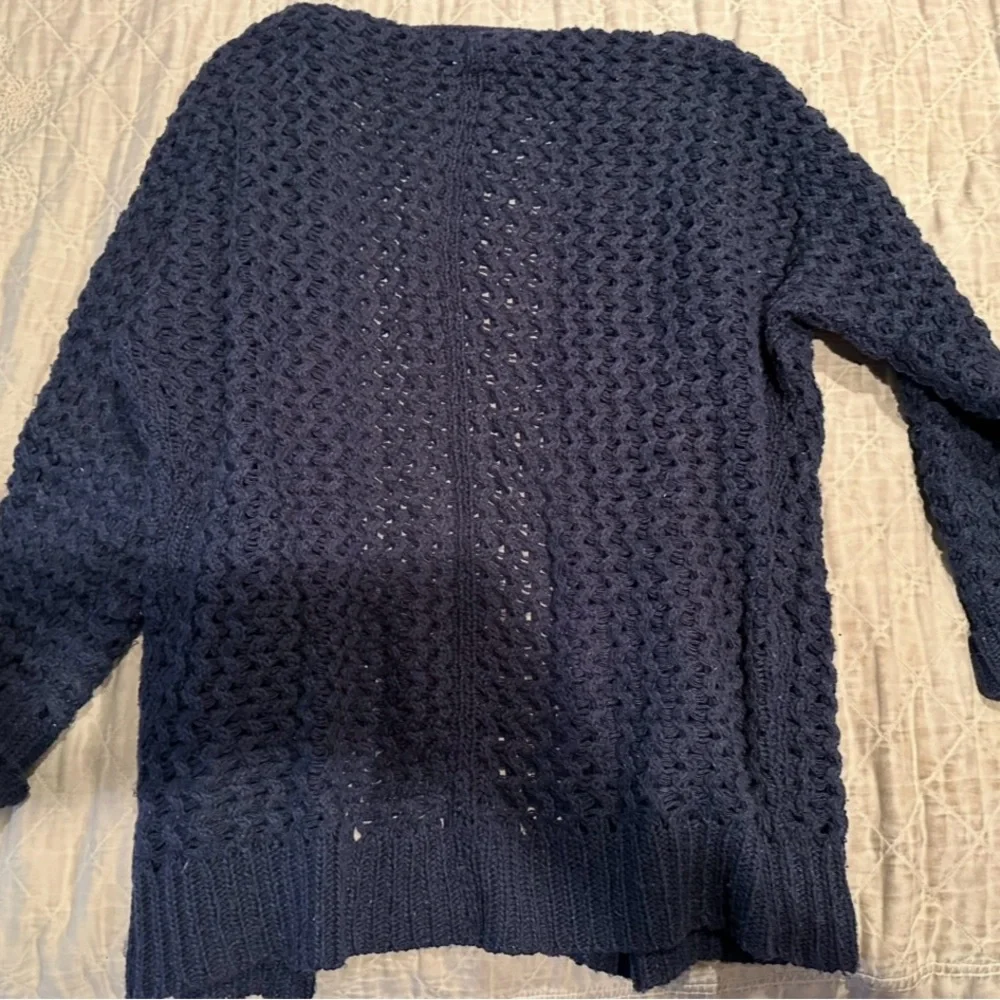 Forever 21 Deep Blue Textured Women’s Cardigan- size- medium. Great condition! - Picture 6 of 10